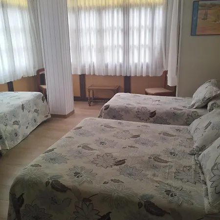 Hidalgos 2* סנטילנה דל מר