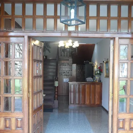 Hidalgos מלון 2*