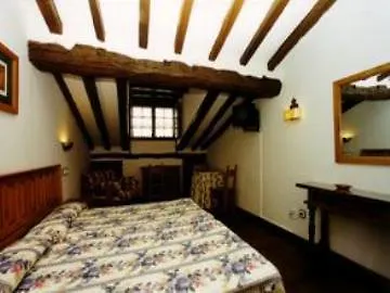 Hidalgos 2* Santillana del Mar