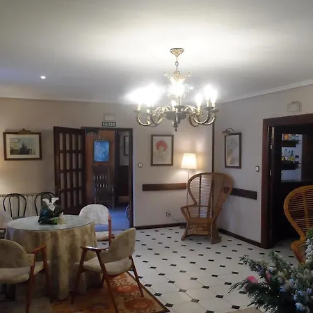 Hidalgos 2* سانتيانا ذيل مار